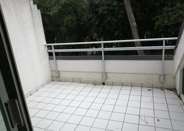 Le Soleil Et La شقة بورنيشّيه